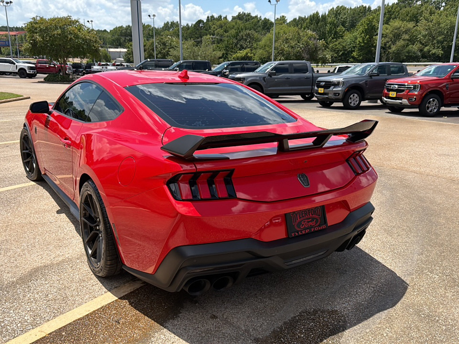 Used 2024 Ford Mustang Dark Horse w/ Dark Horse Handlin Package RWD image 10
