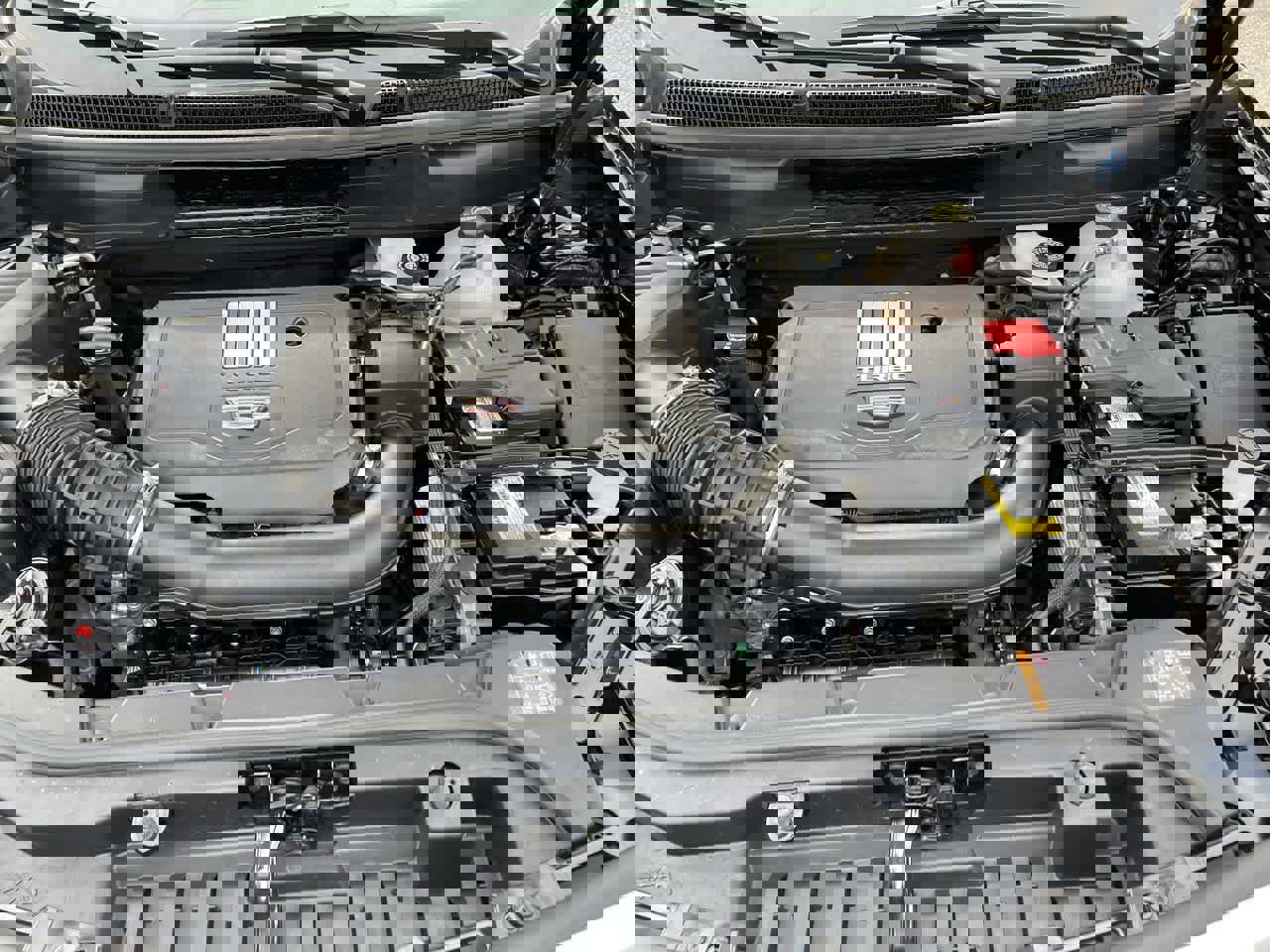 Certified 2025 Cadillac XT5 Premium Luxury w/ LPO, Floor Liner Package image 35