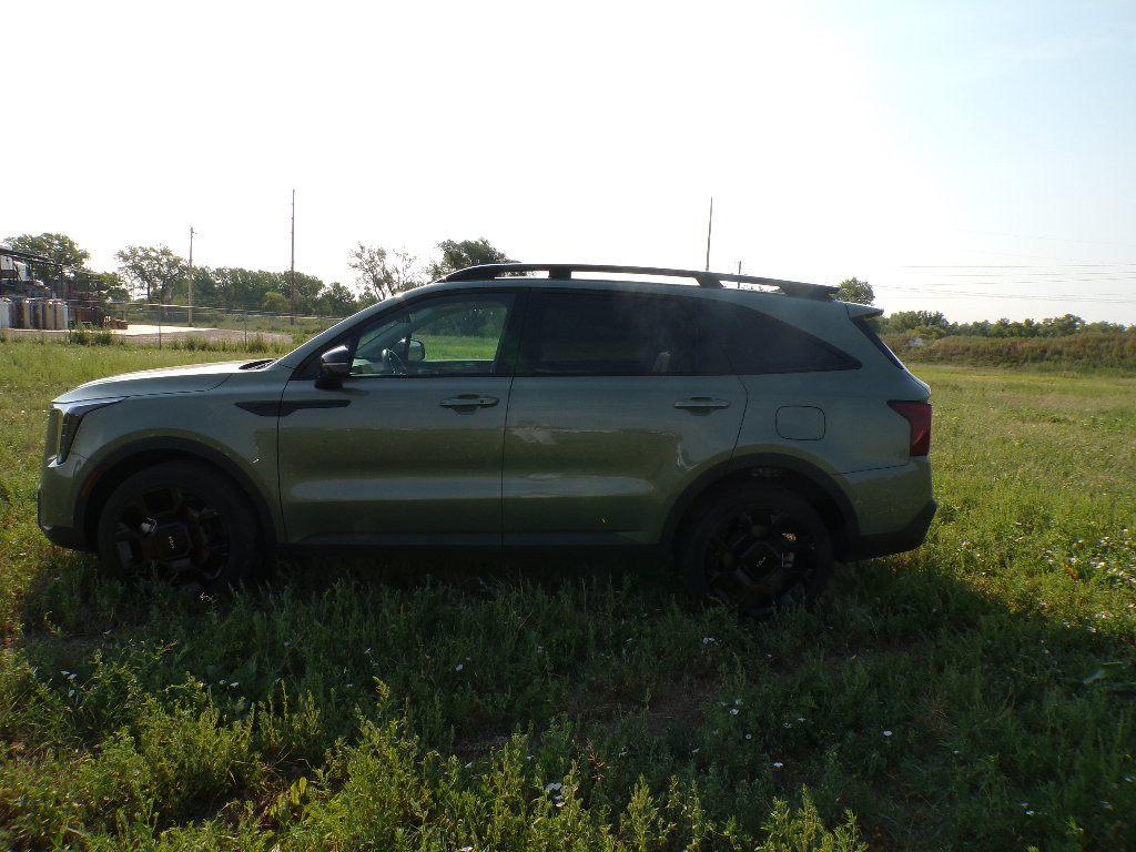 Used 2024 Kia Sorento X-Line EX AWD/4WD image 16
