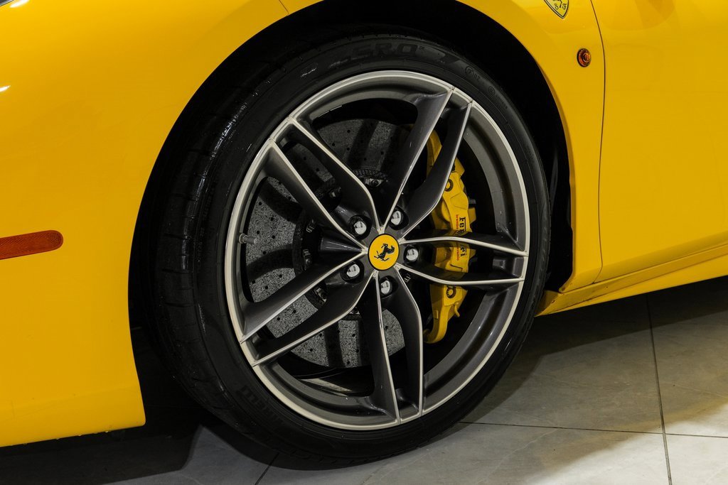 Used 2017 Ferrari 488 Spider image 56