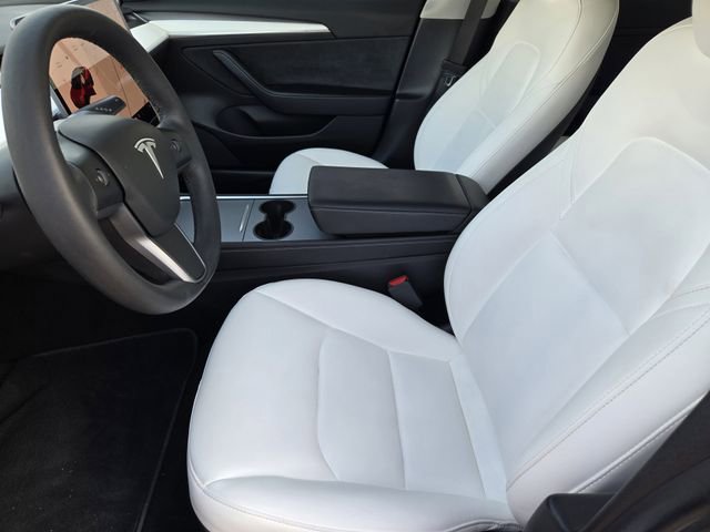 Used 2021 Tesla Model 3 Performance image 13