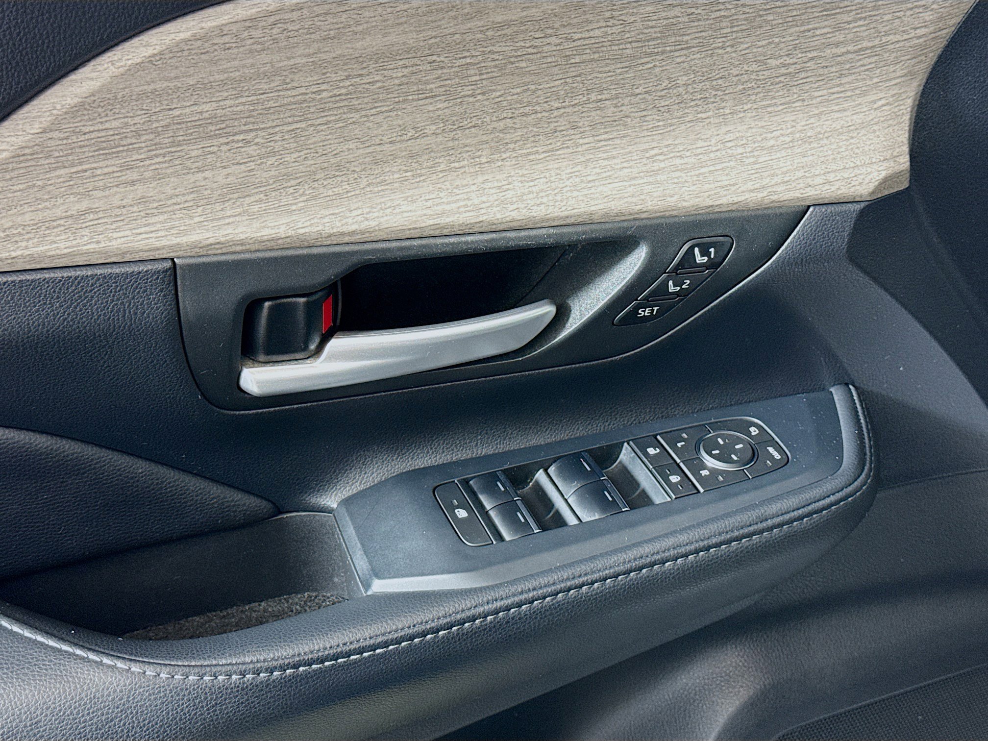 Used 2024 Toyota Grand Highlander Platinum image 19