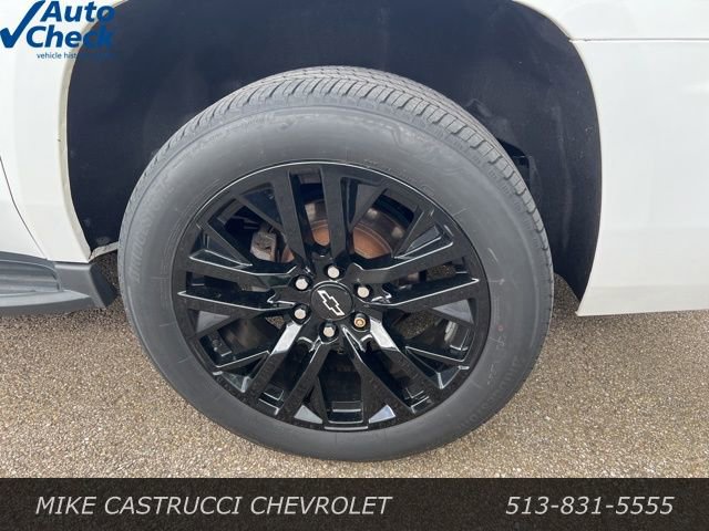 Used 2016 Chevrolet Suburban LT AWD/4WD image 5