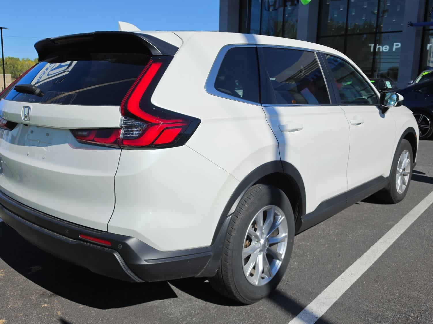 Used 2024 Honda CR-V EX-L image 7