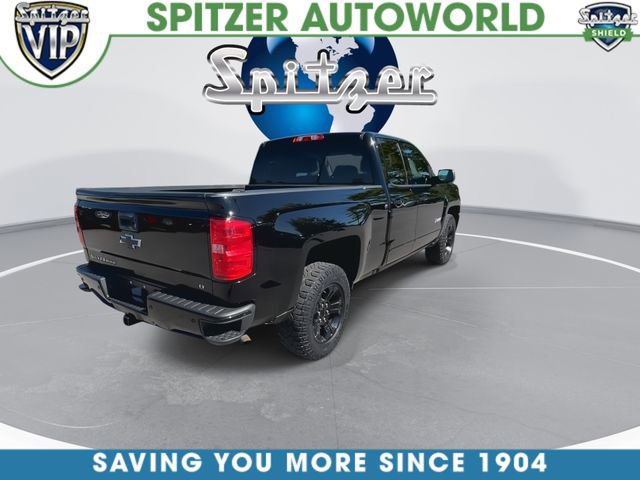 Used 2018 Chevrolet Silverado 1500 LT w/ Midnight Edition AWD/4WD image 2