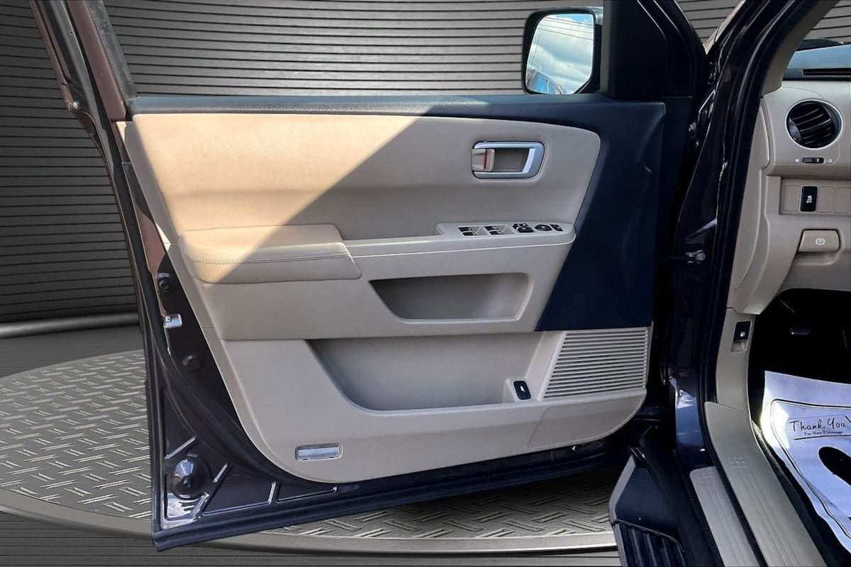 Used 2012 Honda Pilot EX-L image 19