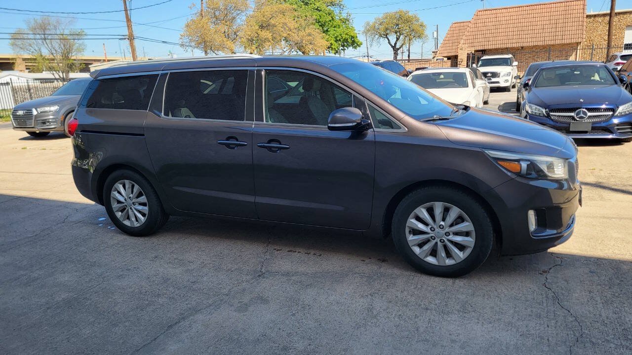 Used 2015 Kia Sedona EX w/ EX Premium Package FWD image 4