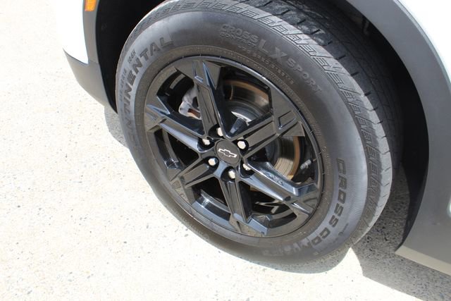 Used 2024 Chevrolet Blazer LT w/ Convenience Package FWD image 3