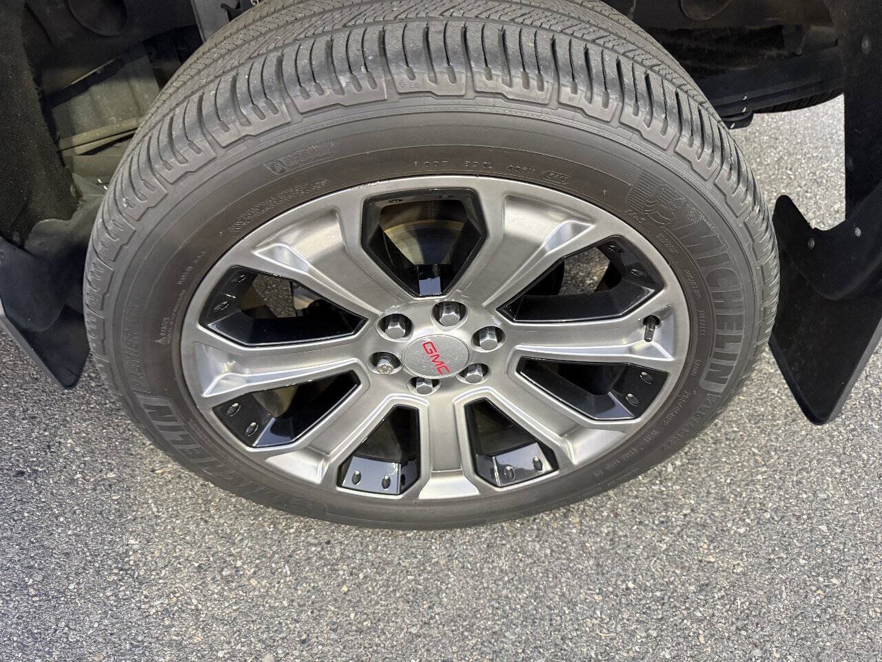 Used 2018 GMC Sierra 1500 Denali AWD/4WD image 15