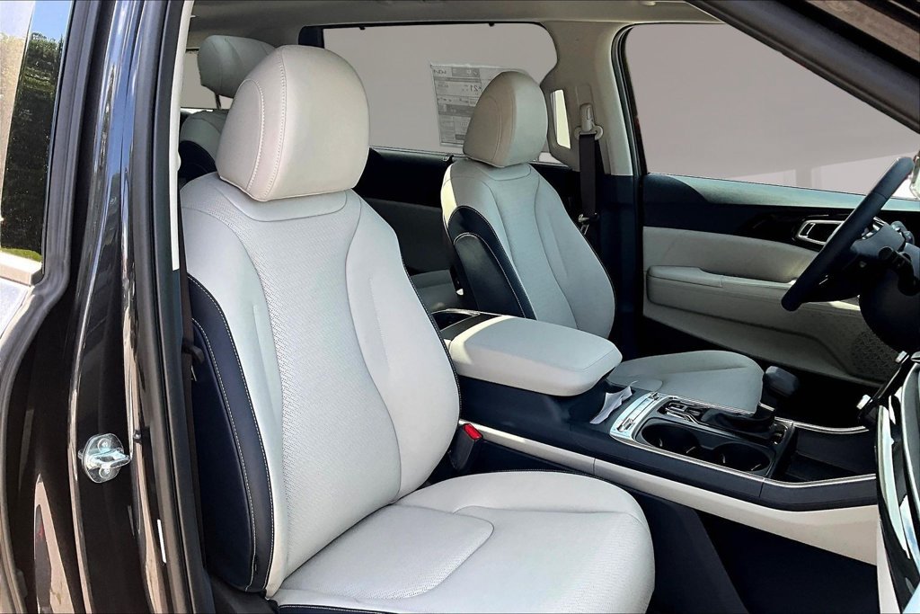 New 2026 Kia Carnival SX Prestige FWD image 10