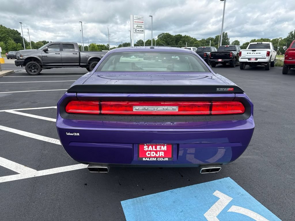 Used 2010 Dodge Challenger SRT8 w/ SRT Option Group II RWD image 7
