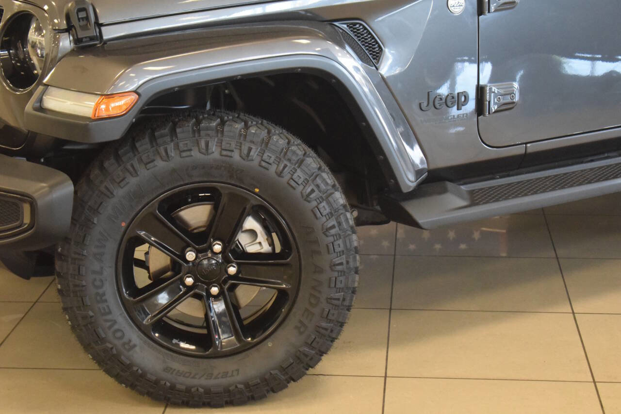 Used 2020 Jeep Wrangler Unlimited Sahara image 13