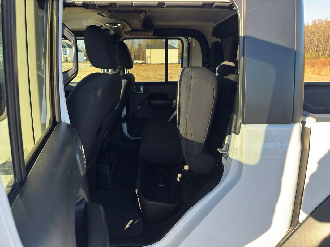 Used 2020 Jeep Gladiator Sport w/ Quick Order Package 24S image 18