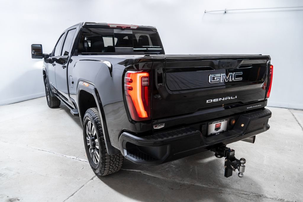 Used 2024 GMC Sierra 2500 Denali Ultimate w/ Max Trailering Package image 2