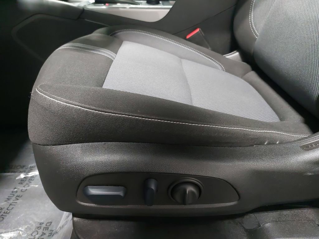 Used 2023 Chevrolet Blazer LT w/ Convenience Package image 41