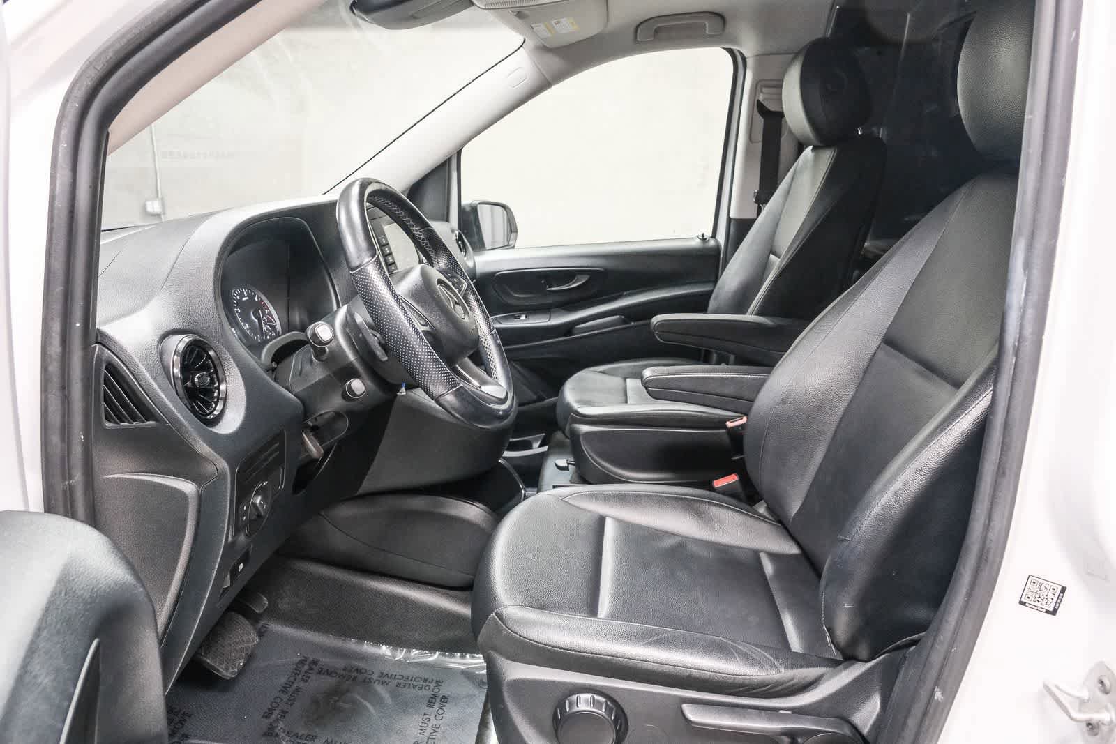 Used 2023 Mercedes-Benz Metris image 18