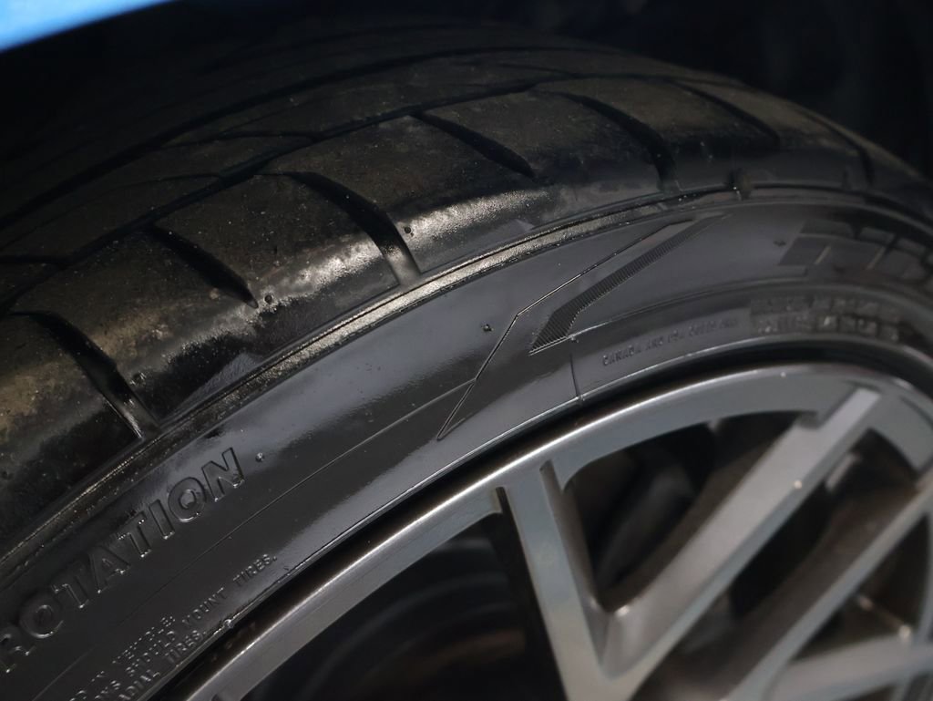 Used 2016 Dodge Challenger R/T Scat Pack w/ Leather Interior Group image 30