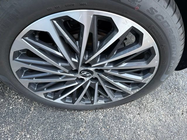 Used 2026 Hyundai Palisade Calligraphy AWD/4WD image 14
