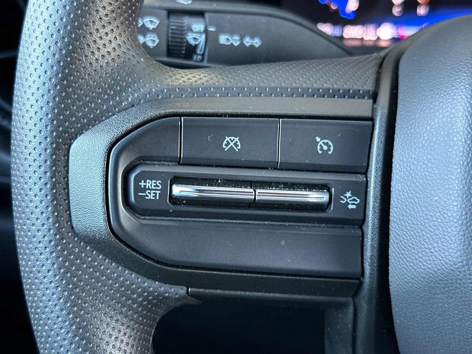 Used 2024 Chevrolet Colorado Trail Boss w/ LPO, Dark Essentials Package image 30