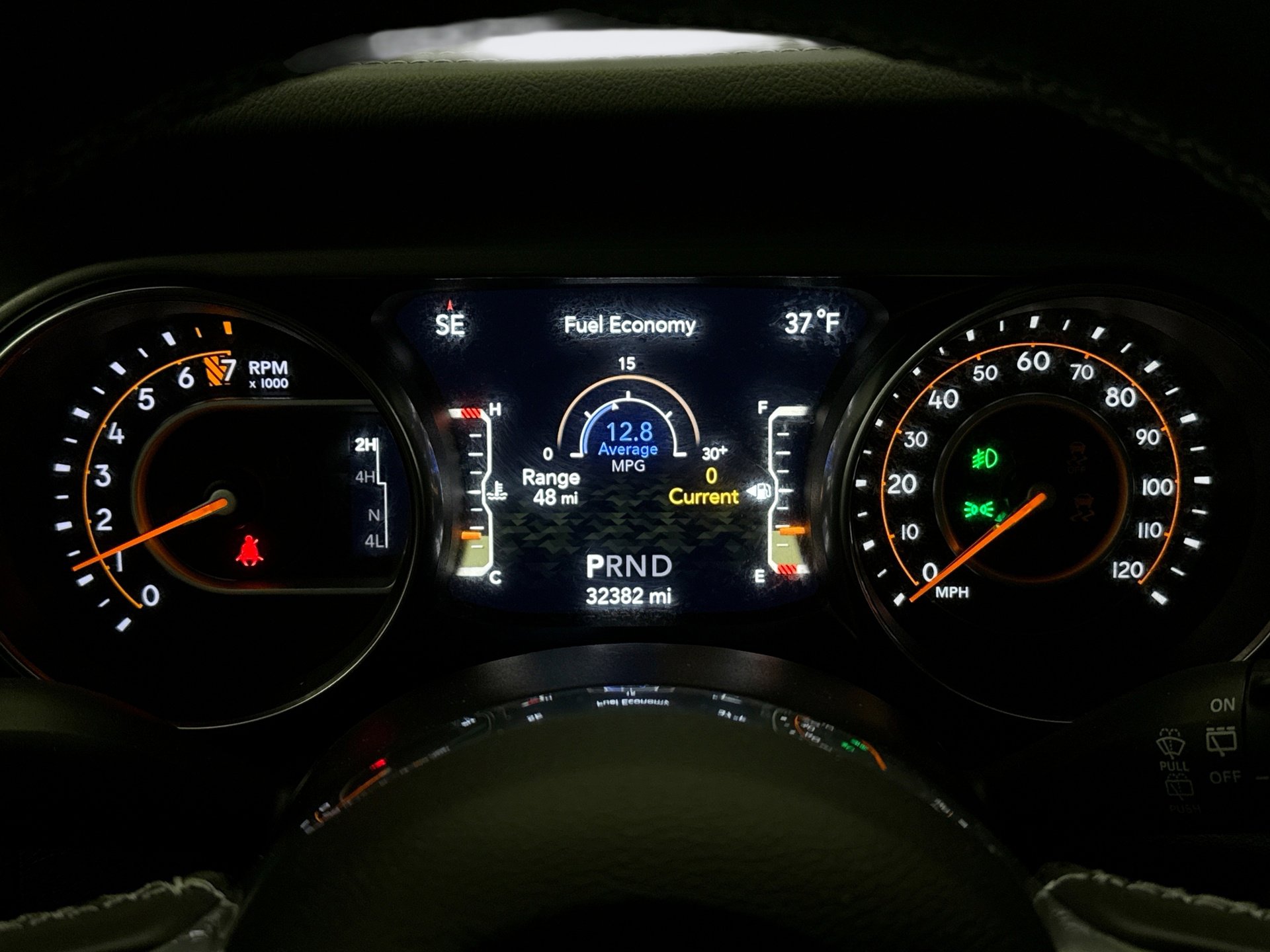 Used 2022 Jeep Wrangler Unlimited Sahara w/ Dual Top Group image 13