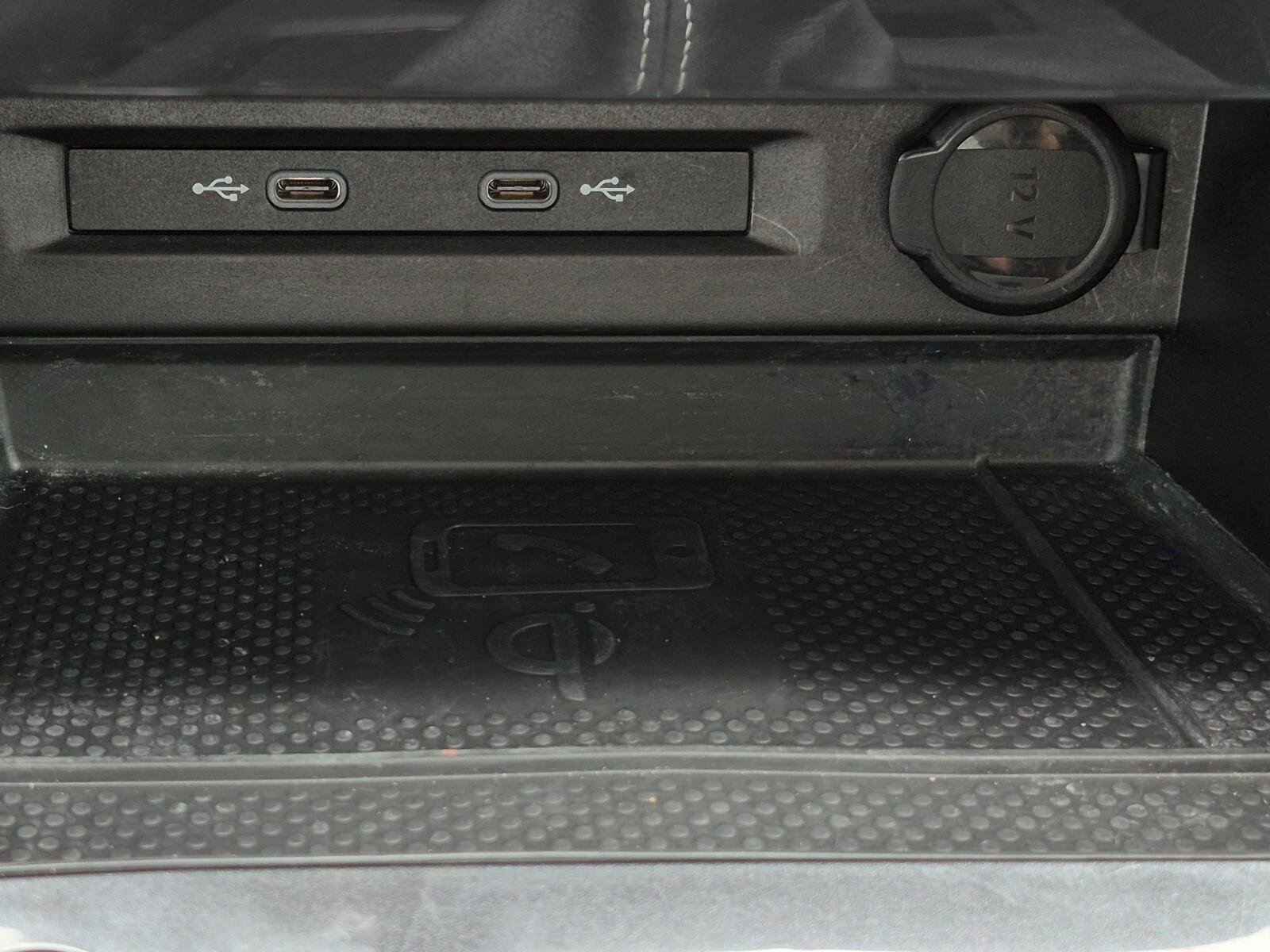 Used 2023 Volkswagen Tiguan SE FWD image 31