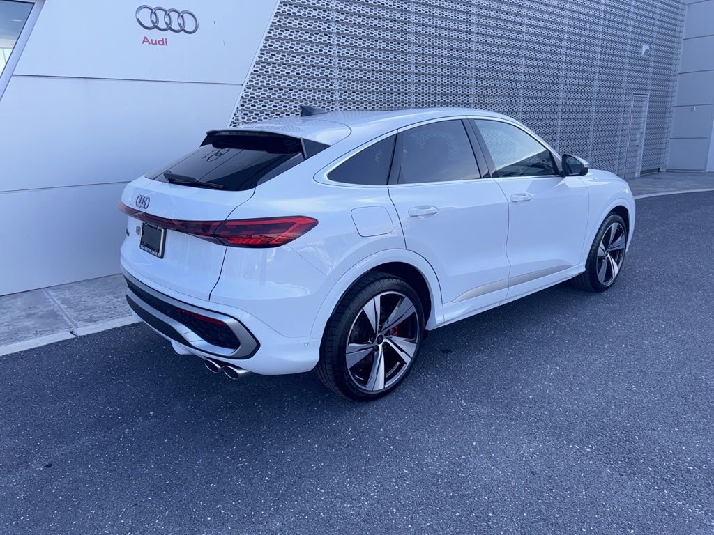 New 2025 Audi SQ5 Premium Plus image 12