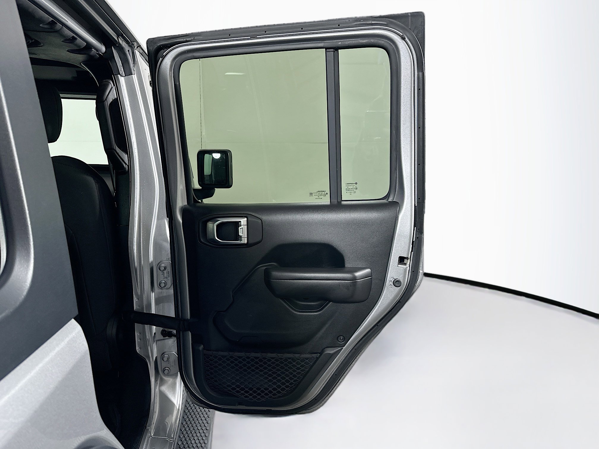 Used 2020 Jeep Wrangler Unlimited Sport S image 28