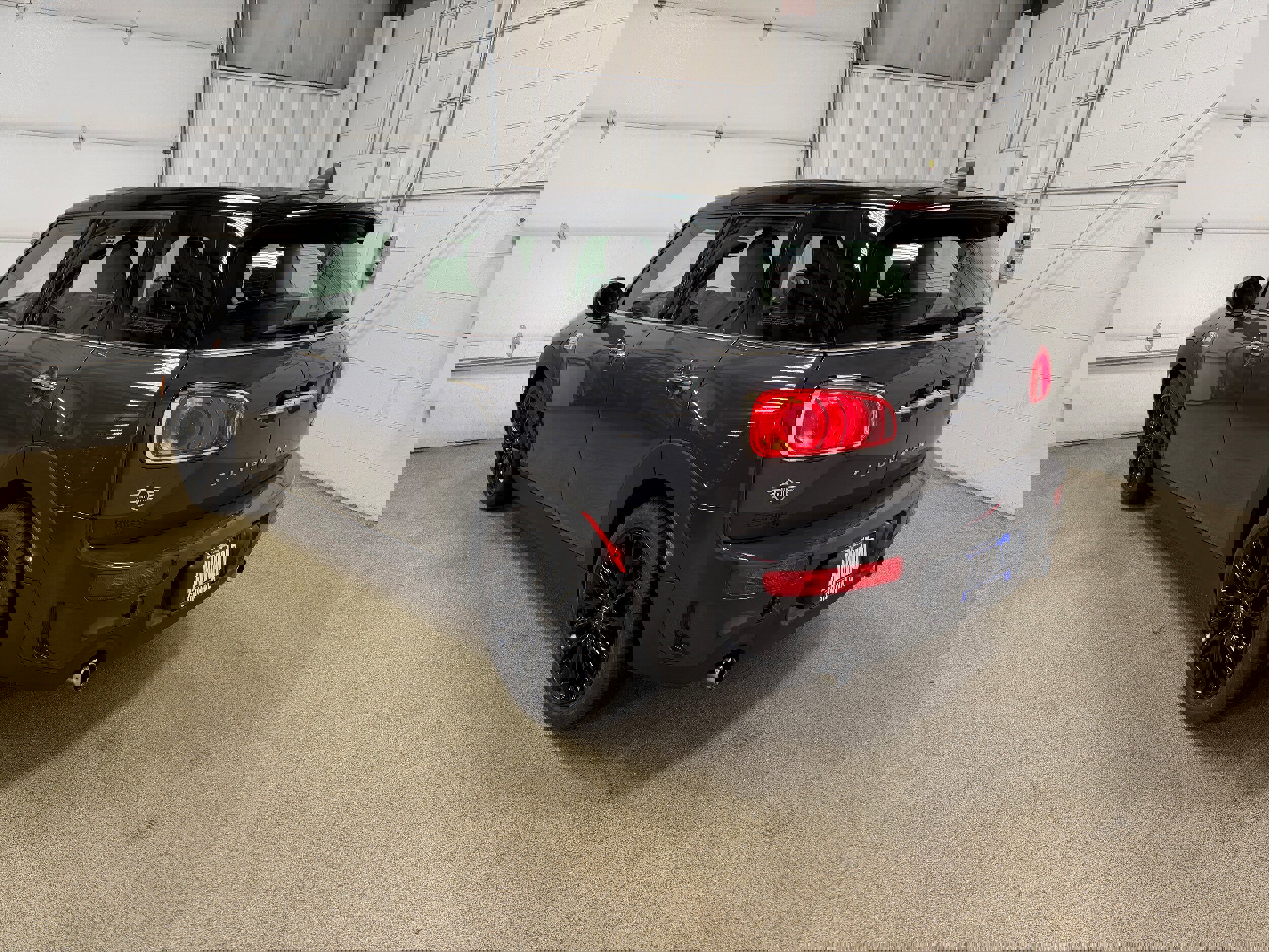 Used 2019 MINI Cooper Clubman S w/ Premium Package image 7