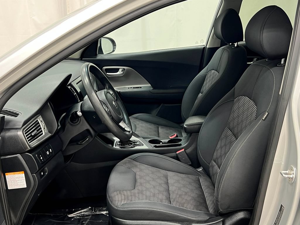 Used 2019 Kia Niro LX FWD image 12