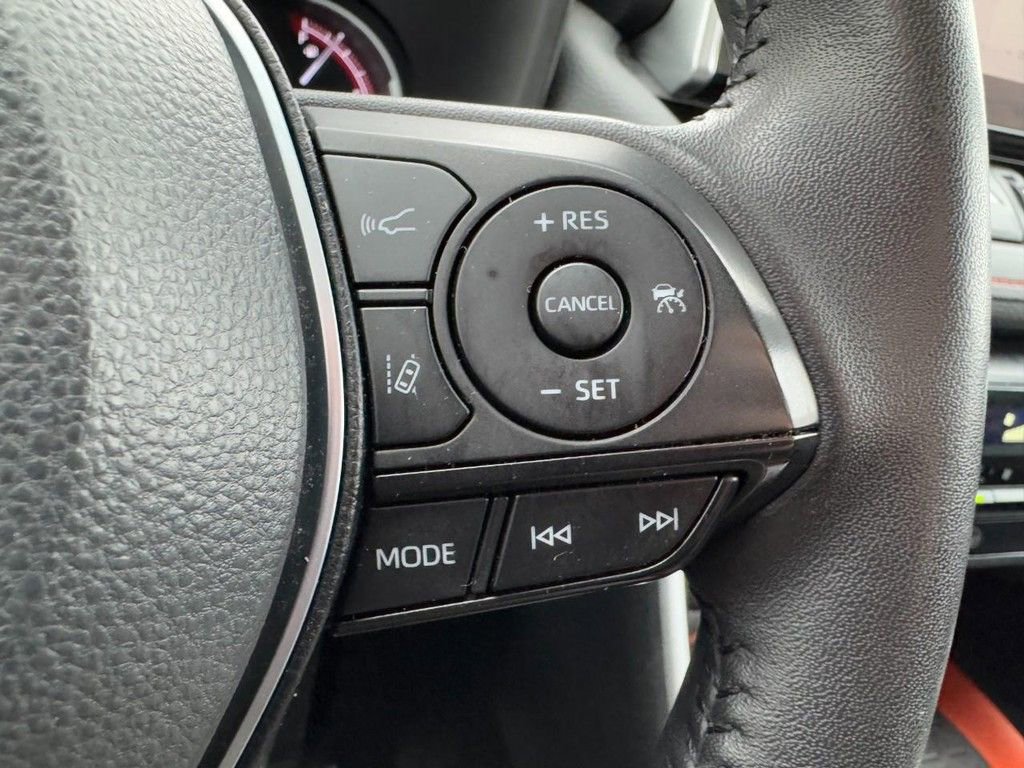 Used 2024 Toyota RAV4 Adventure image 17