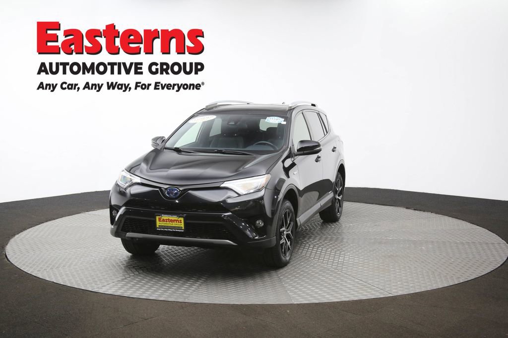 Used 2018 Toyota RAV4 SE image 41