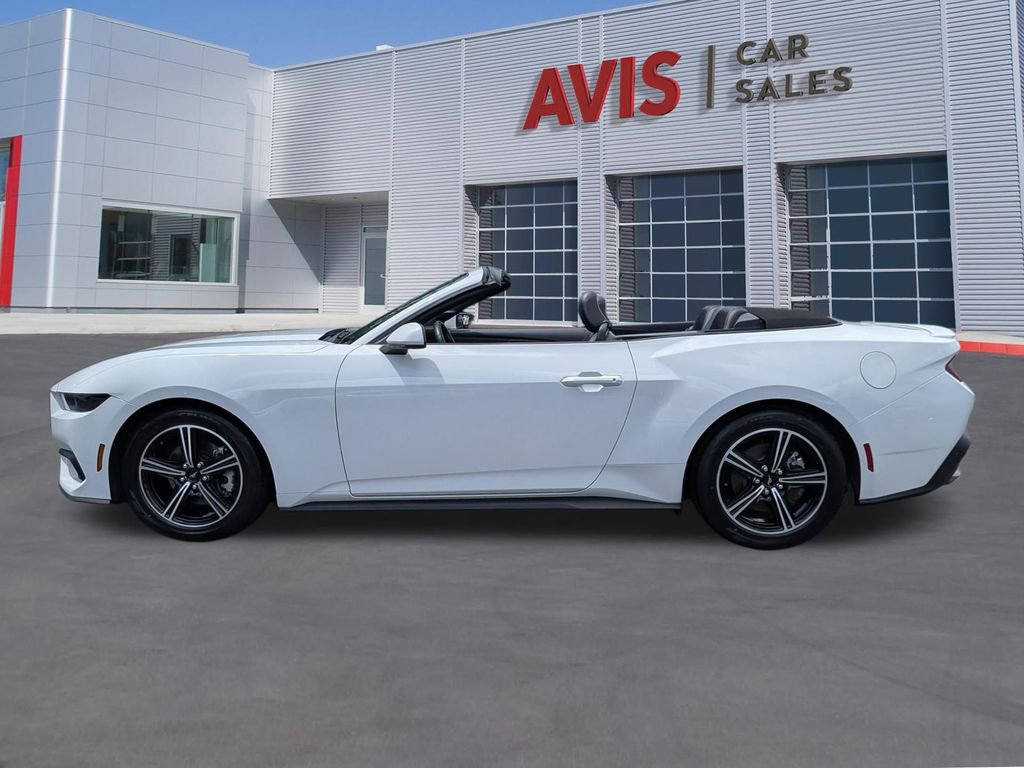 Used 2025 Ford Mustang Premium RWD image 11
