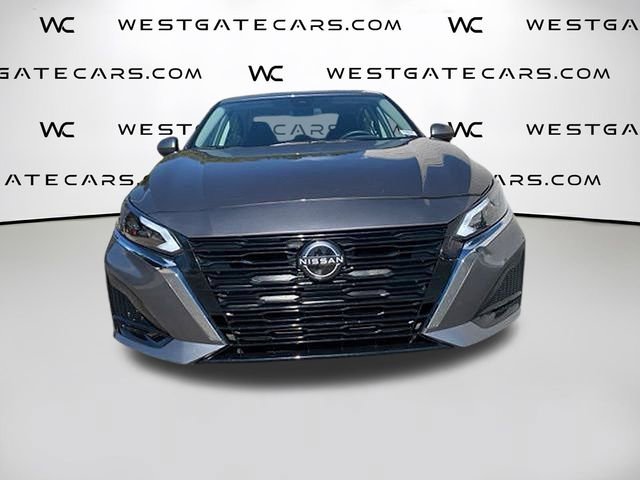 Used 2023 Nissan Altima 2.5 SV image 4