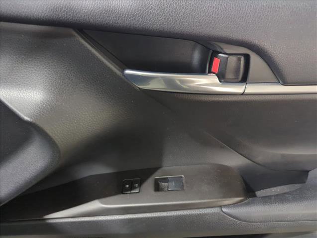 Certified 2022 Toyota Camry LE image 23