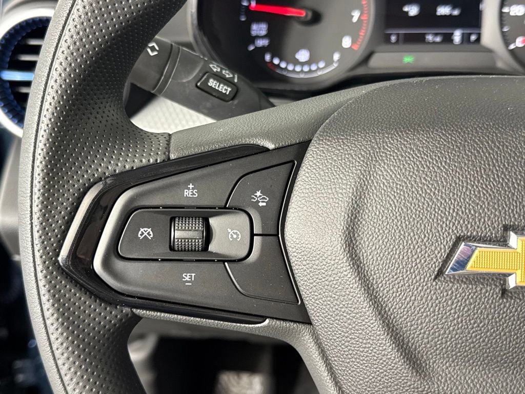 New 2026 Chevrolet Trax LS w/ LS Convenience Package FWD image 11