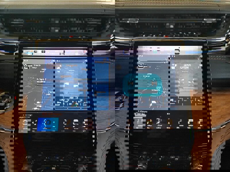 Used 2023 Jeep Grand Cherokee L Summit AWD/4WD image 44