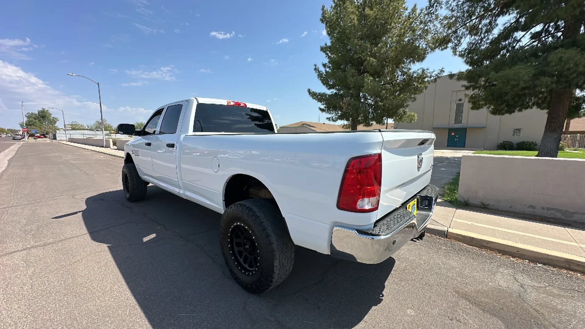 Used 2016 RAM 2500 Tradesman w/ Chrome Appearance Group AWD/4WD image 2