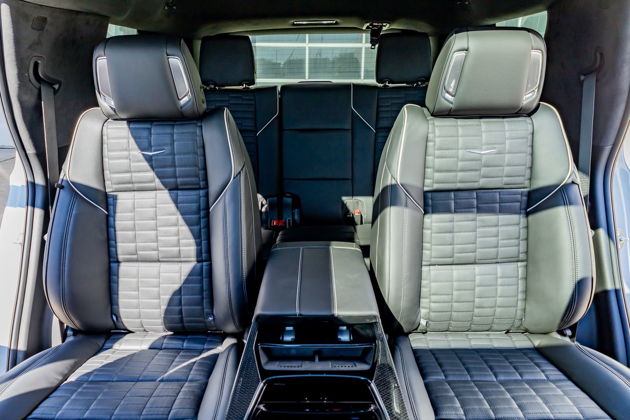 Used 2026 Cadillac Escalade V AWD/4WD image 33