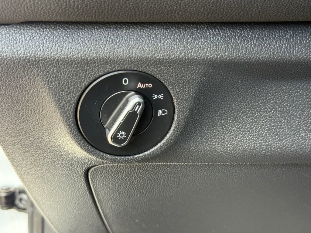 Used 2025 Volkswagen Jetta S FWD image 20