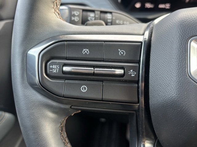 Used 2024 GMC Acadia AT4 image 19