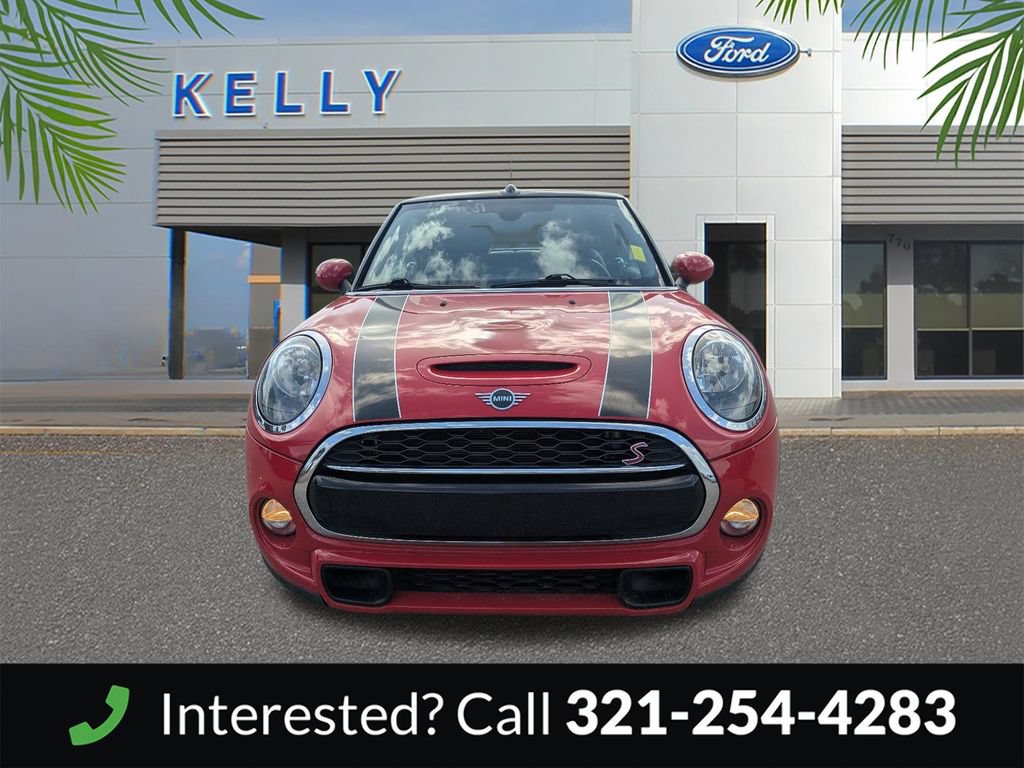 Used 2019 MINI Cooper S w/ Signature Upholstery Package FWD image 3