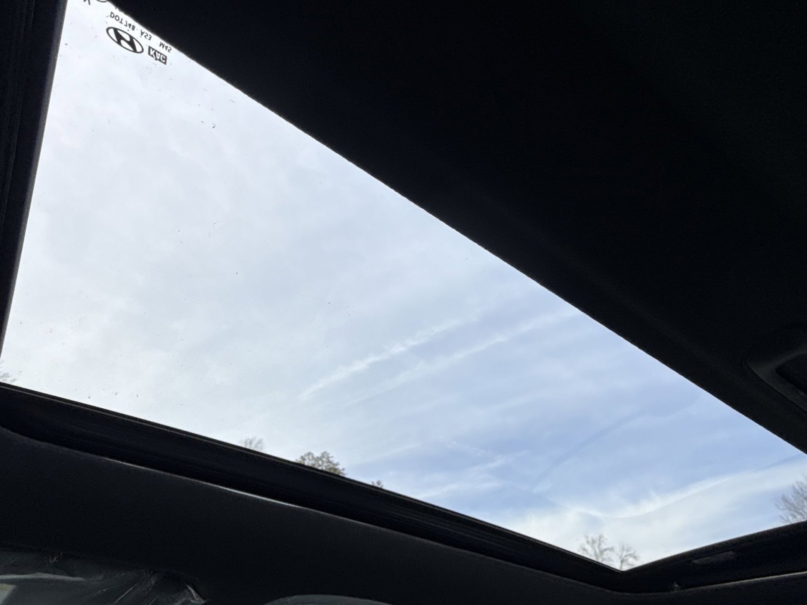 New 2026 Hyundai Elantra Limited image 24