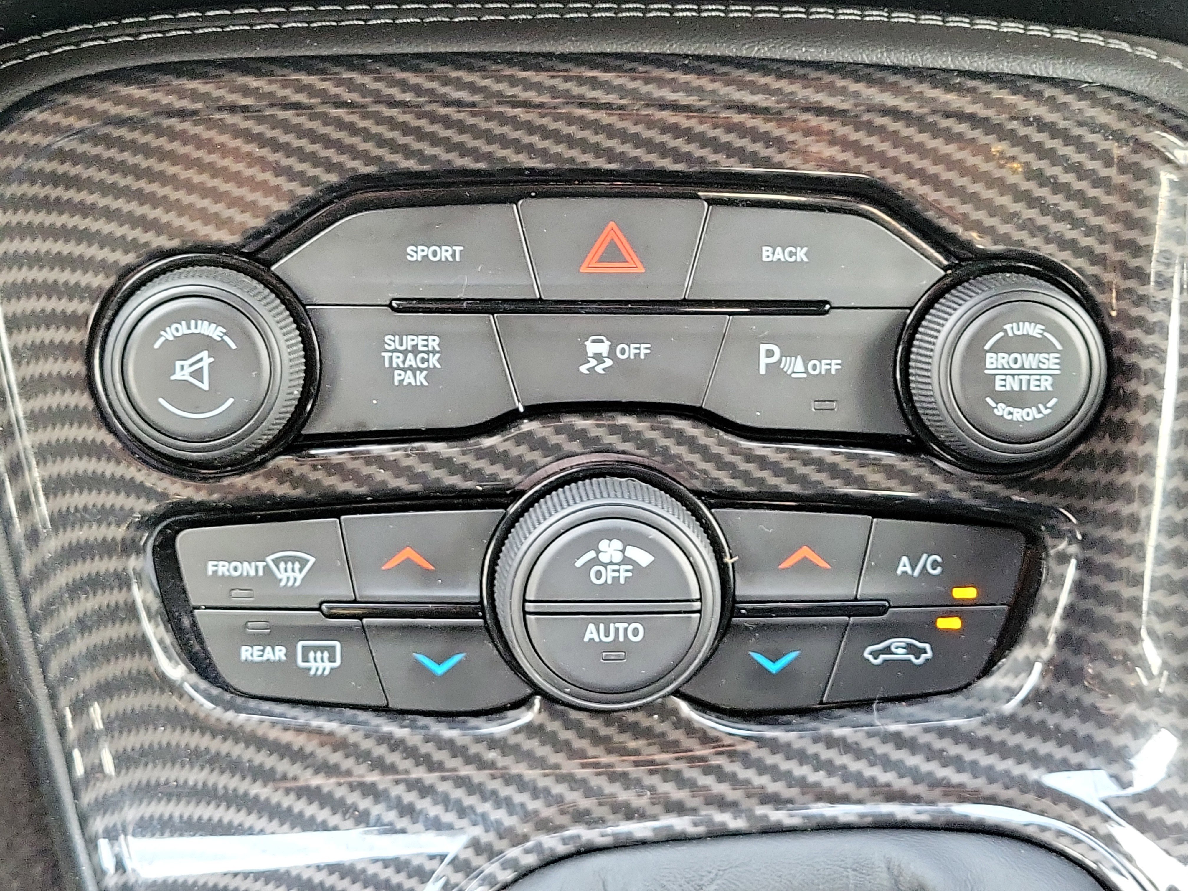 Used 2016 Dodge Challenger R/T Scat Pack RWD image 24