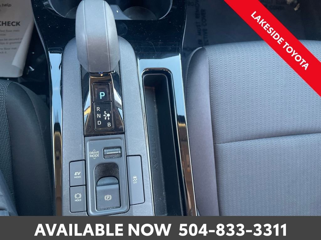 Certified 2023 Toyota Prius LE image 27