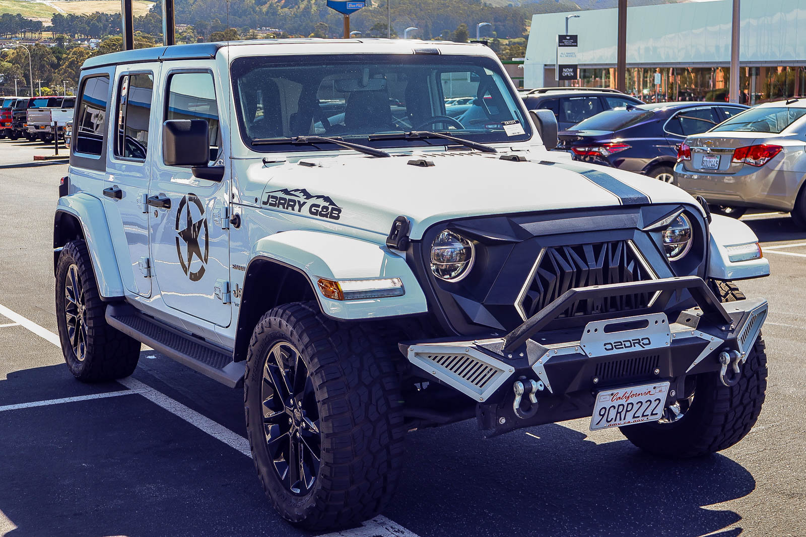 Used 2022 Jeep Wrangler Unlimited Sahara w/ Safety Group AWD/4WD image 20