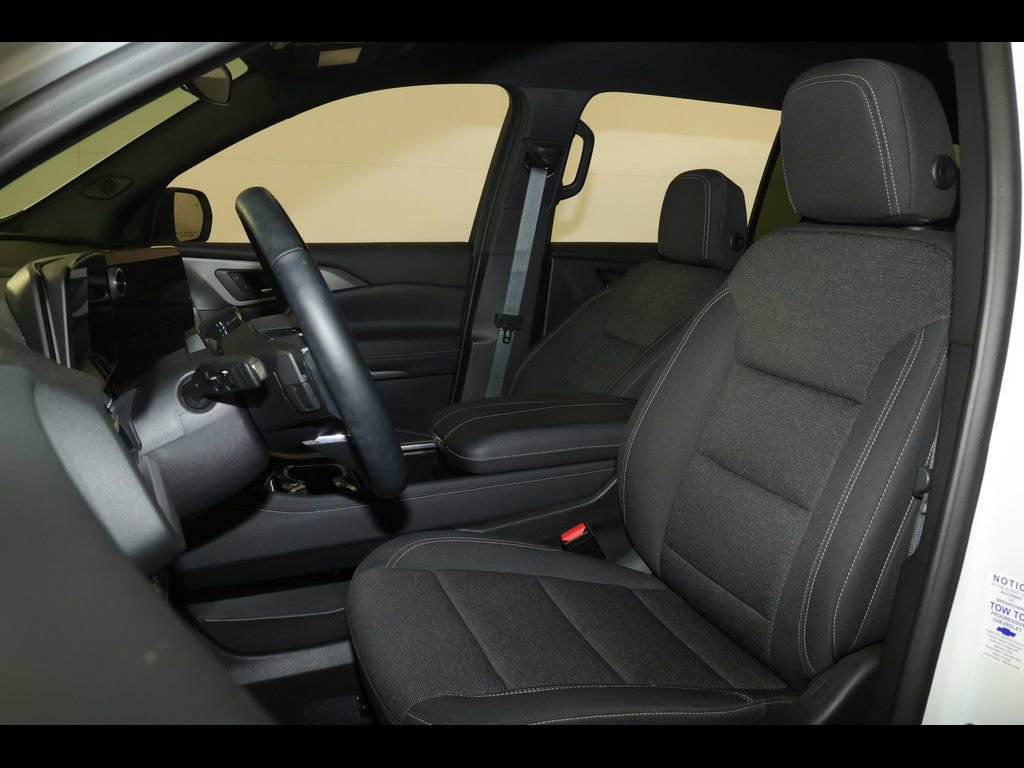 Used 2024 Chevrolet Traverse LT w/ Enhanced Driving Package AWD/4WD image 24