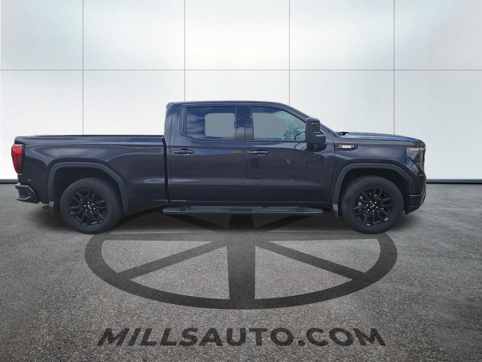 Used 2024 GMC Sierra 1500 Elevation w/ Elevation Premium Package AWD/4WD image 5