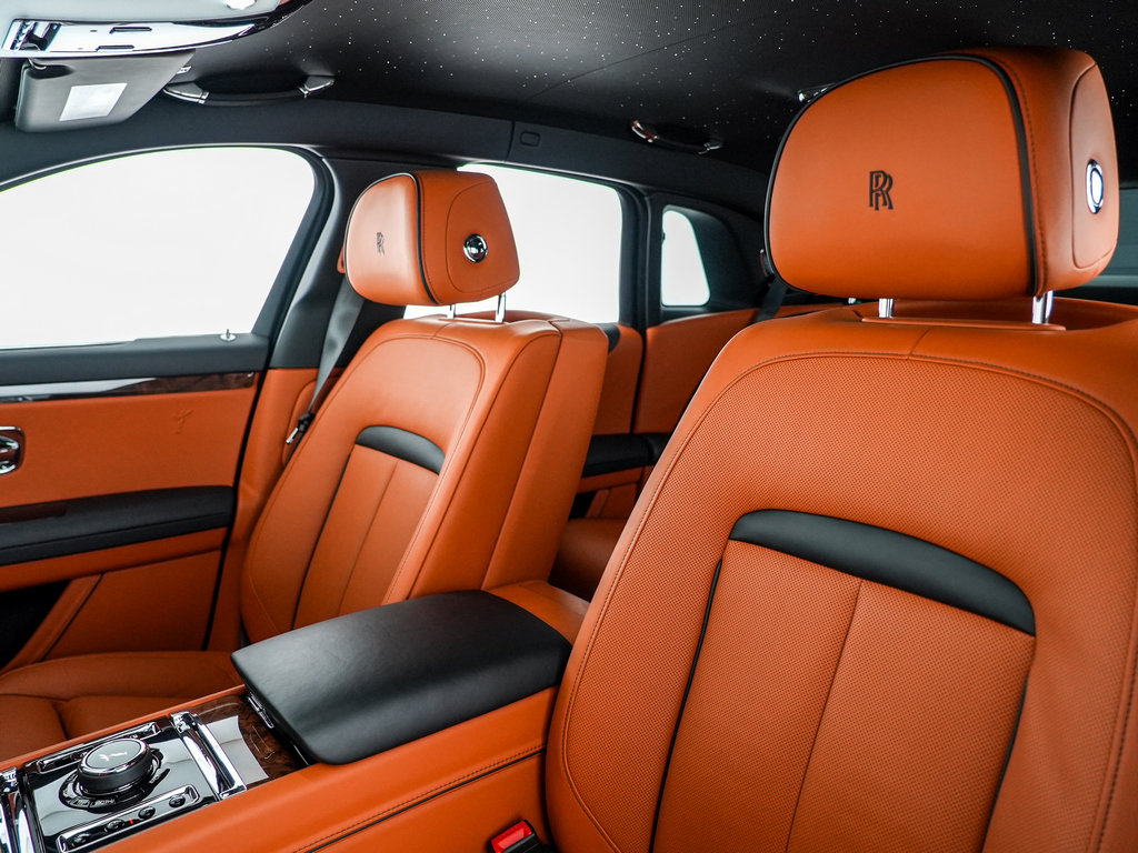 Certified 2025 Rolls-Royce Ghost AWD/4WD image 18