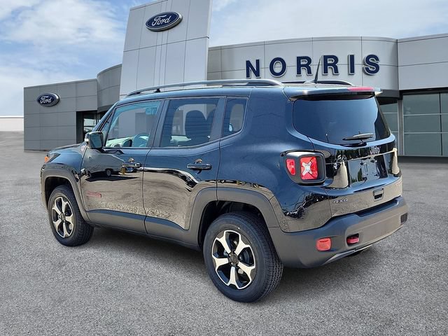 Used 2022 Jeep Renegade Trailhawk AWD/4WD image 3