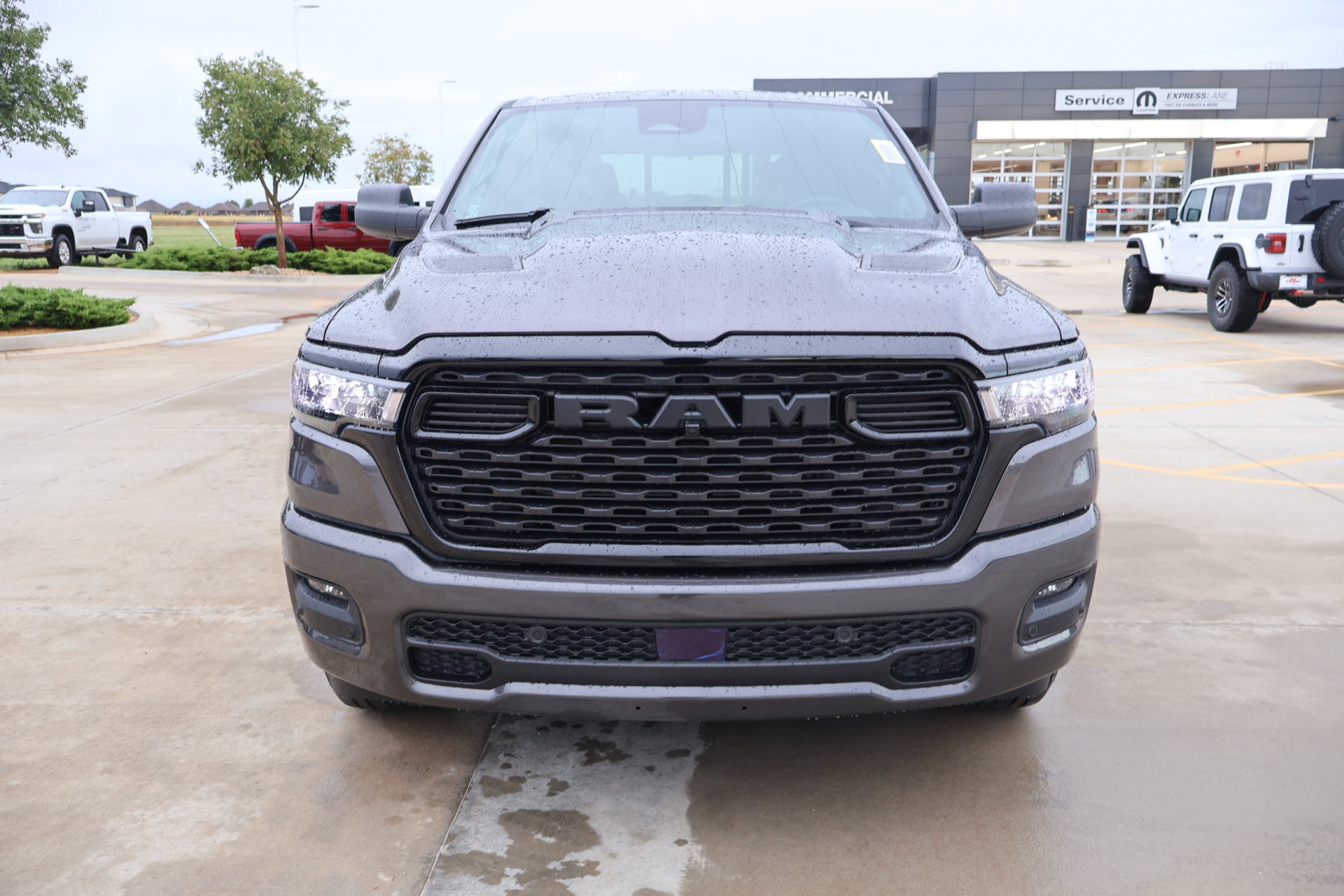 New 2027 RAM 1500 Express AWD/4WD image 8
